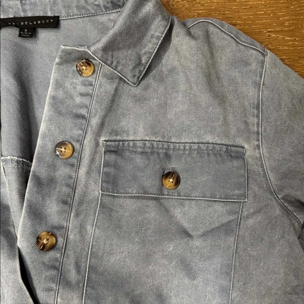 Jane + Delancey Light Wash Denim Utility Shacket Jacket Size Small - Picture 4 of 6